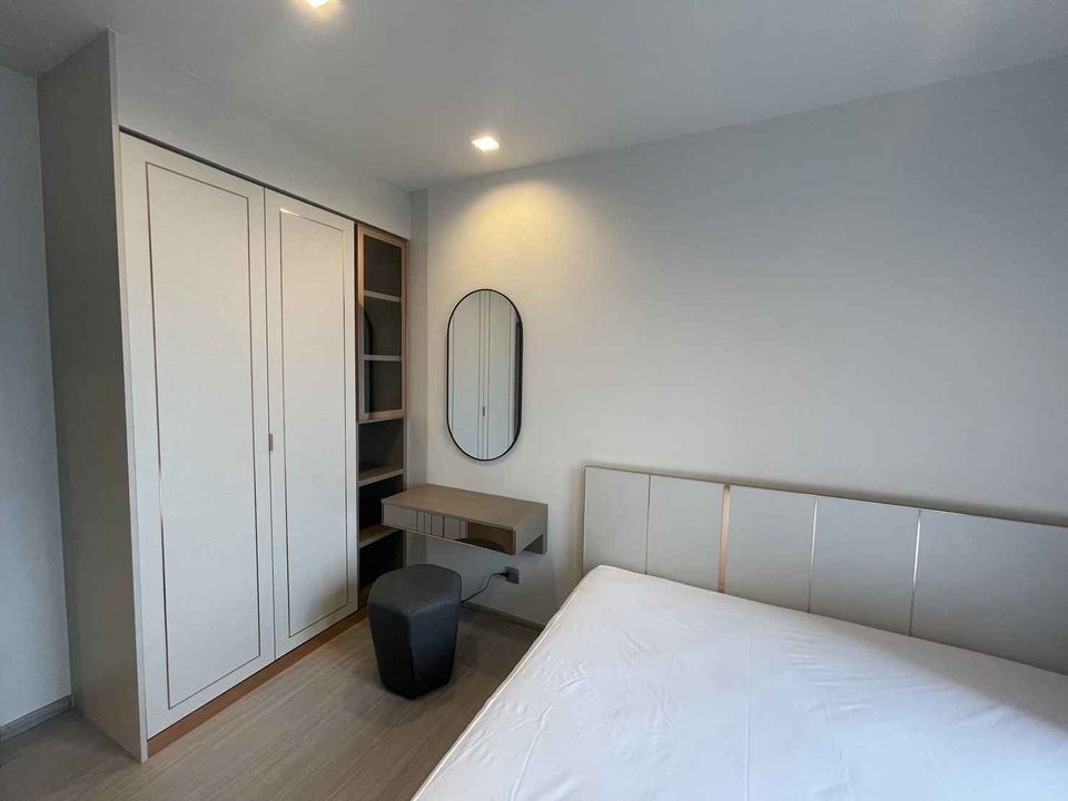 Condo for rent, Life Asoke Hype, high floor, beautiful view, Chaturathit road view Complete electrical appliances. Urgent!! Don't miss