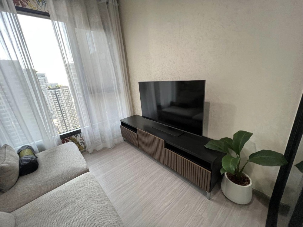 Condo for rent, Life Asoke Hype, complete with electrical appliances You can't miss it!!
