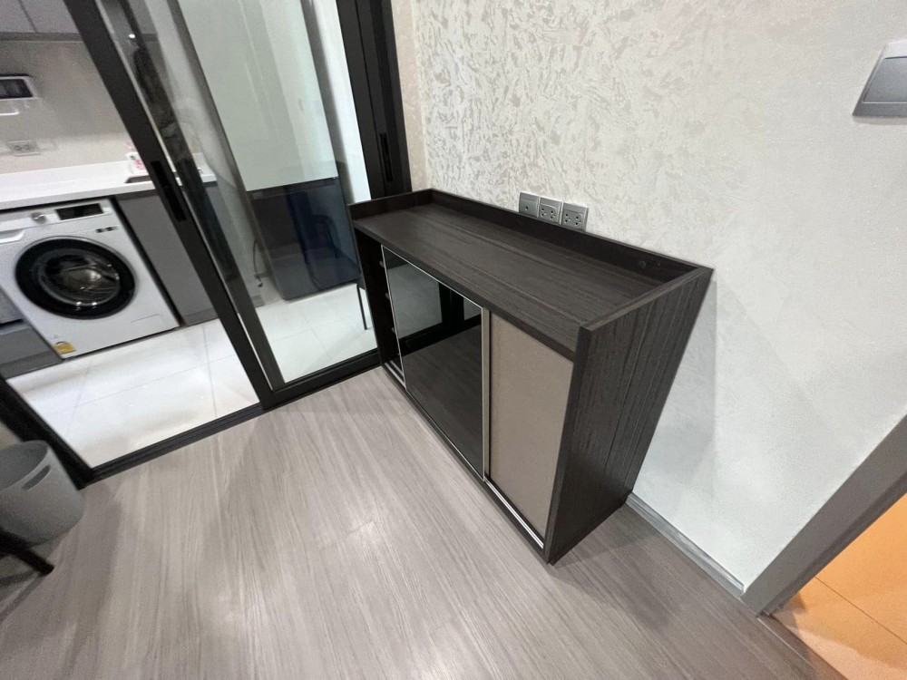 Condo for rent, Life Asoke Hype, complete with electrical appliances You can't miss it!!