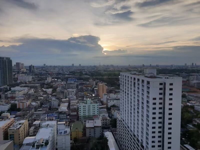 Condo for rent, Ideo Q Phayathai, high floor, high view, fully furnished, ready to move in. Don't wait, book now.