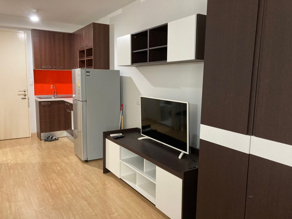 Condo for rent, IRIS Avenue, On Nut - Wongwaen, fully furnished. Ready to move in, don't wait!!