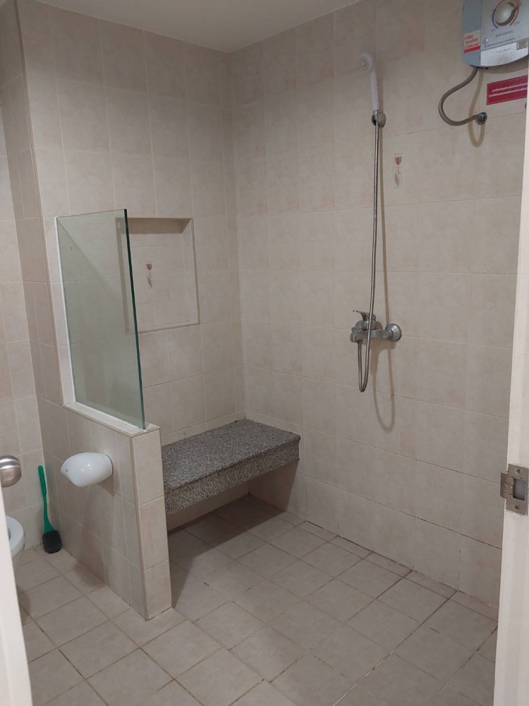 For rent, Sunshine Condominium, beautifully decorated room, ready to move in. Book now!!