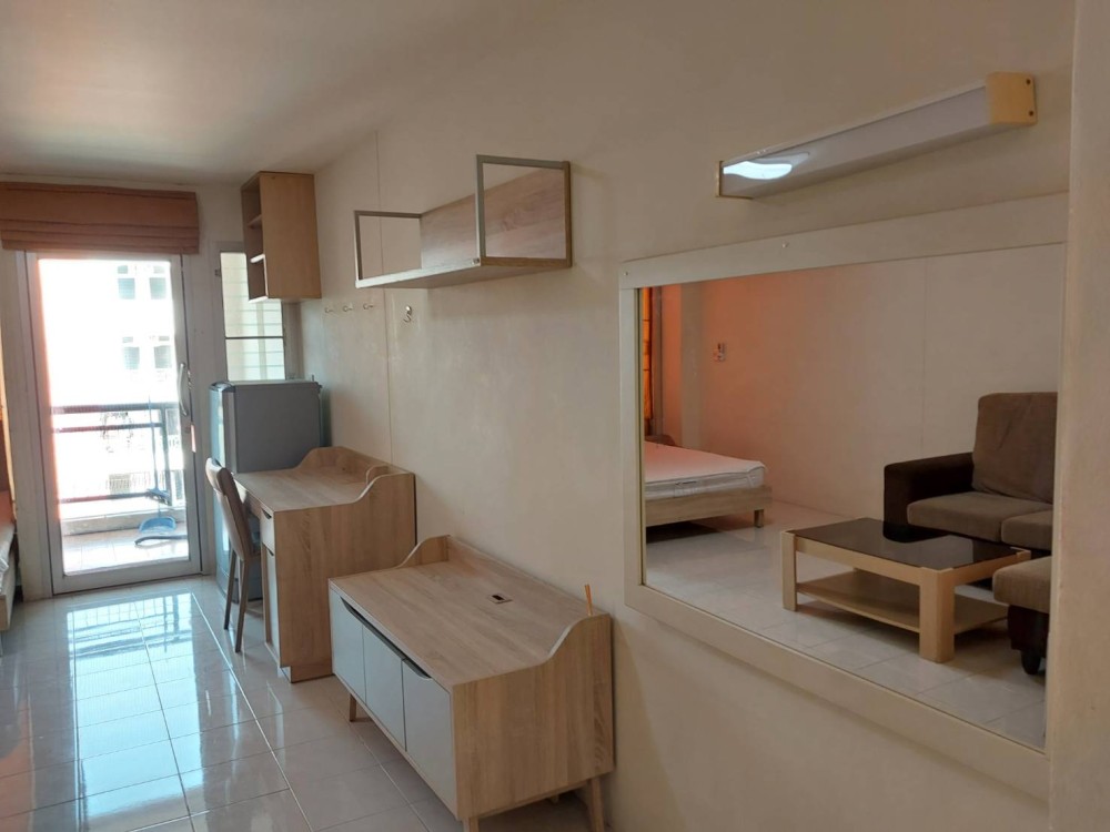 For rent, Sunshine Condominium, beautifully decorated room, ready to move in. Book now!!