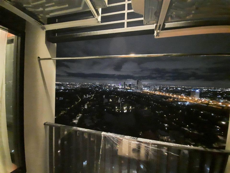 For rent, Niche Mono, Mega Space Bangna, Rim room, quiet, complete electrical appliances. Reserve first, stay first.
