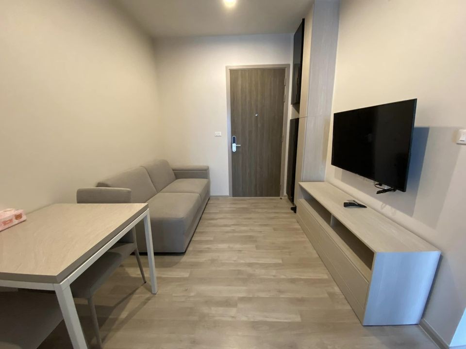 For rent, Niche Mono, Mega Space Bangna, Rim room, quiet, complete electrical appliances. Reserve first, stay first.