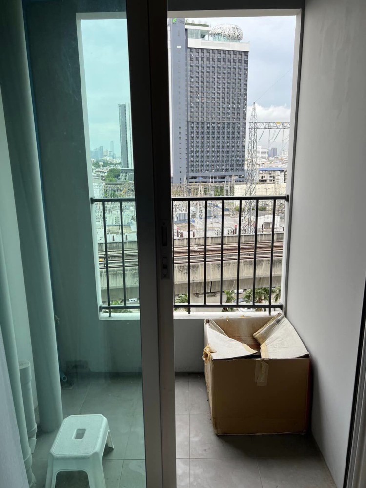 For rent, Plum Condo Ramkhamhaeng Station, nice room with full facilities, book now.