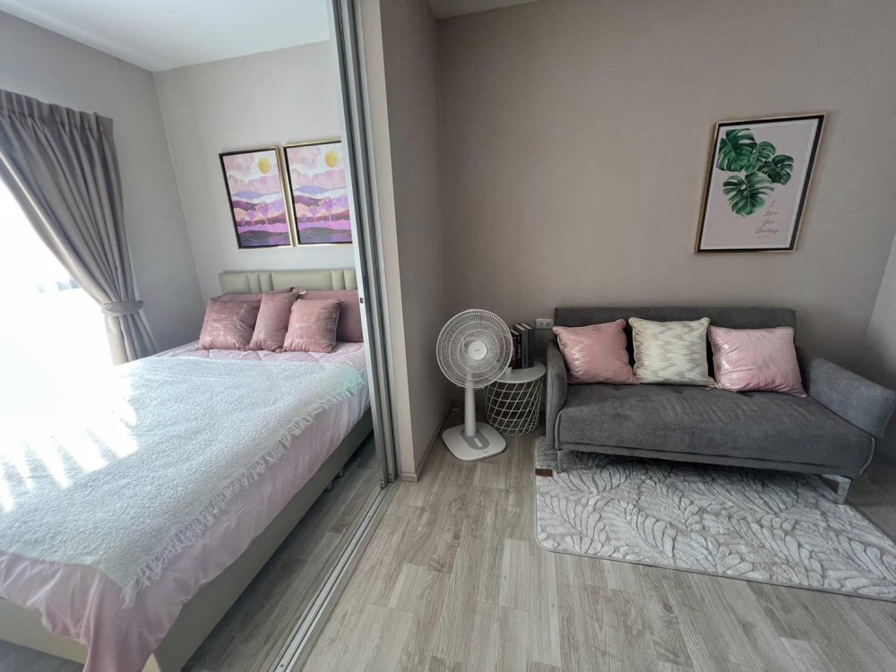 For rent, Plum Condo Ramkhamhaeng Station, nice room with full facilities, book now.