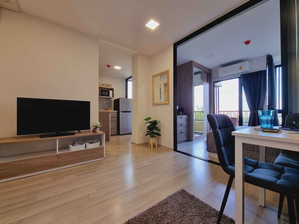For rent or sale, Plum Condo Saphan Mai, simple decorated room, inviting, comes with facilities. Let me tell you that you don't miss it.