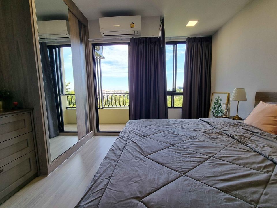 For rent or sale, Plum Condo Saphan Mai, simple decorated room, inviting, comes with facilities. Let me tell you that you don't miss it.