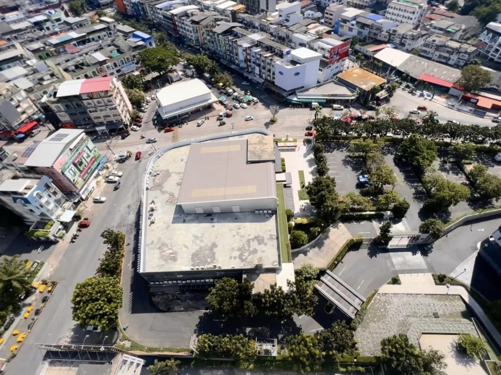 For rent, Ladda Condo Ville, furniture, complete electrical appliances, ready to move in. Hurry up to book!!