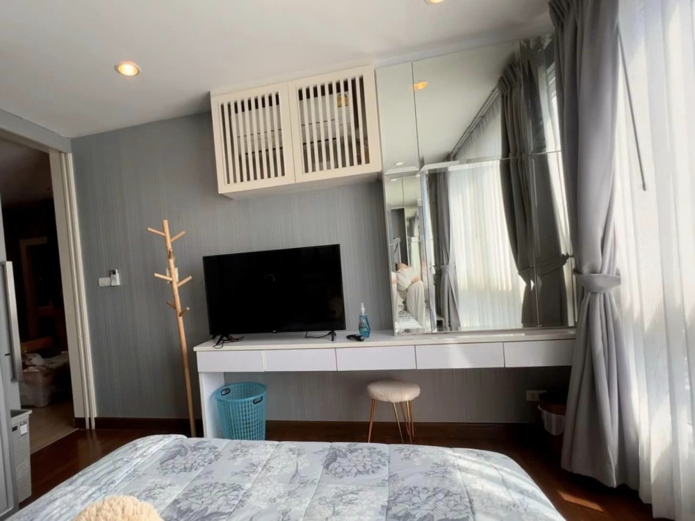 For rent, Ladda Condo Ville, furniture, complete electrical appliances, ready to move in. Hurry up to book!!