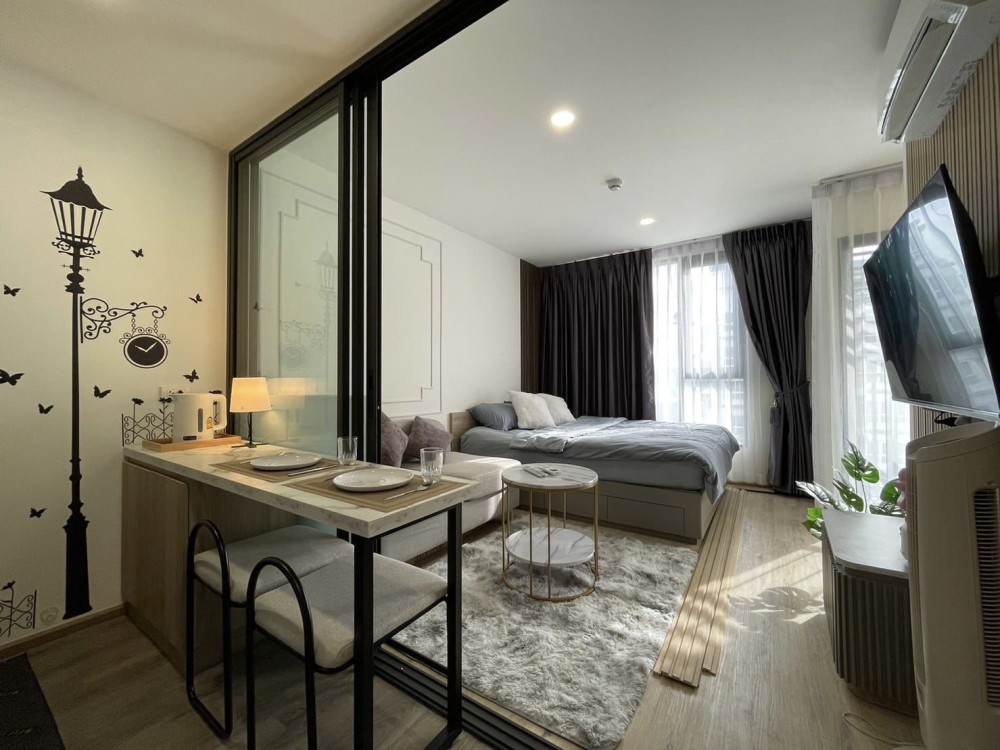 ให้เช่า วันเดอร์ เกษตร ห้องสตูดิโอ มีwalk-in Closet เฟอร์นิเจอร์ พร้อมtopper เพิ่มความนุ่ม รีบจองเลย