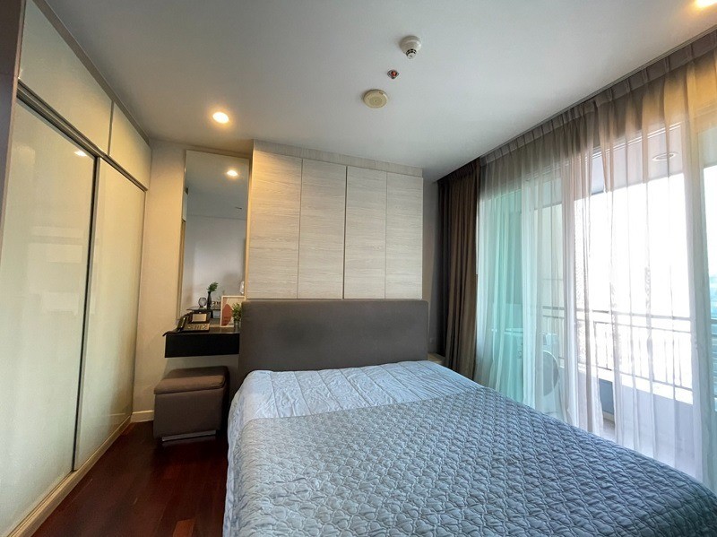 ให้เช่า เซอร์เคิล คอนโดมิเนียม ห้องสวย ชั้นสูง วิวดี เฟอร์ครบ ทำเลดี พร้อมเข้าอยู่ ห้ามพลาด!