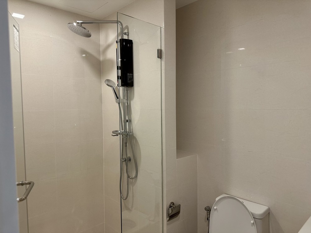 For rent, Metro Luxe Ratchada, beautiful room, fully furnished, complete central area, can't miss it.