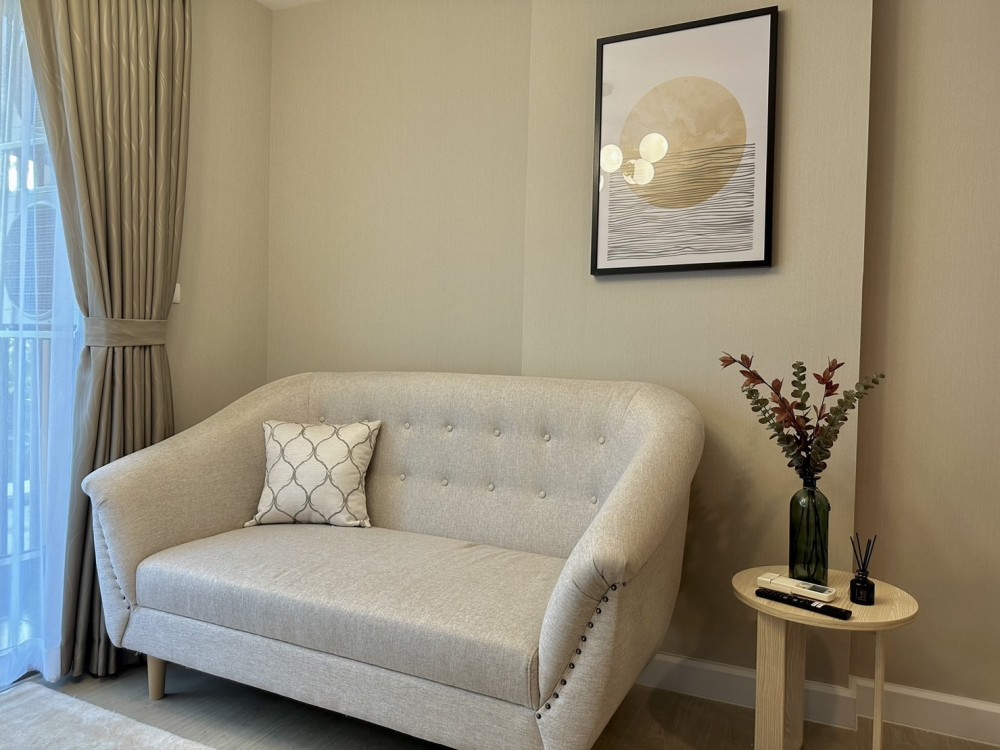 For rent, Metro Luxe Ratchada, beautiful room, fully furnished, complete central area, can't miss it.