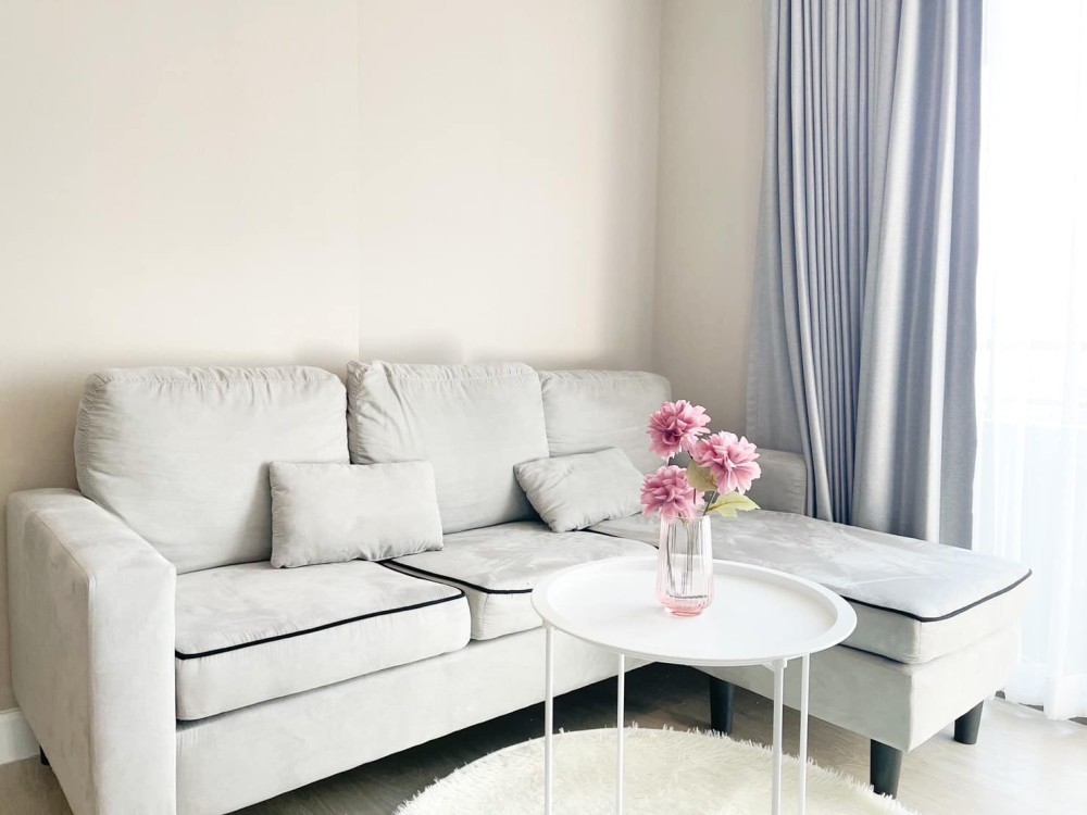 For rent, Metro Luxe Ratchada, completely new room, spacious room, beautifully decorated, can't miss it.