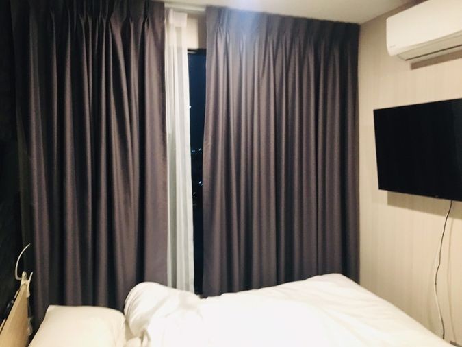 For rent, Episode Phahol - Saphan Mai, spacious room, separating the kitchen Install wallpaper in the whole room. Hurry up to reserve.