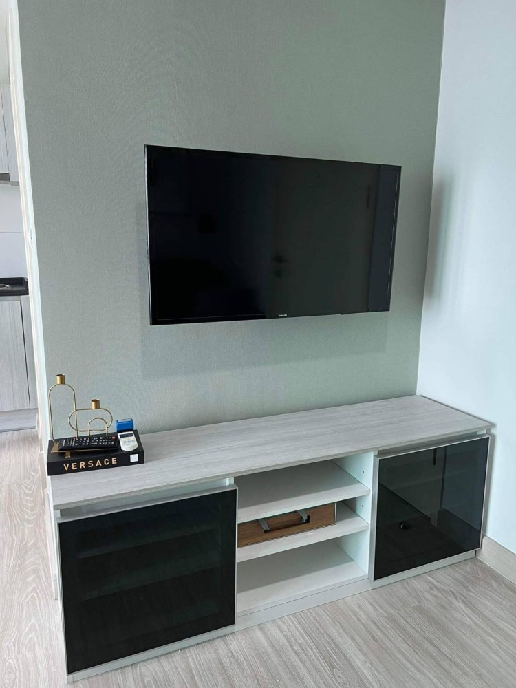 For rent: Aspire Ngamwongwan, Rim room, unblocked view, nicely decorated, well controlled tone You need to reserve this.