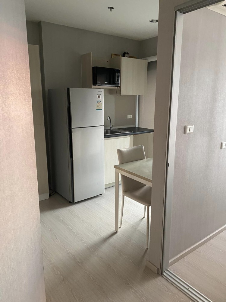 For rent: Aspire Sathorn-Taksin (Timber Zone), north room, beautifully decorated, fully furnished, urgent!!