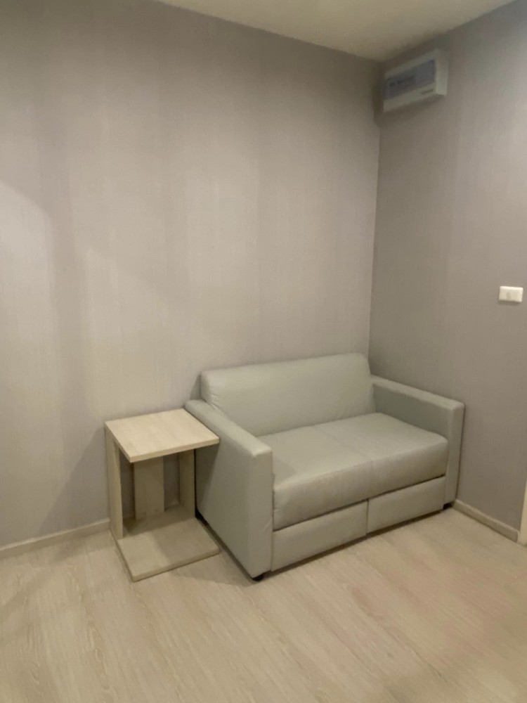 For rent: Aspire Sathorn-Taksin (Timber Zone), north room, beautifully decorated, fully furnished, urgent!!