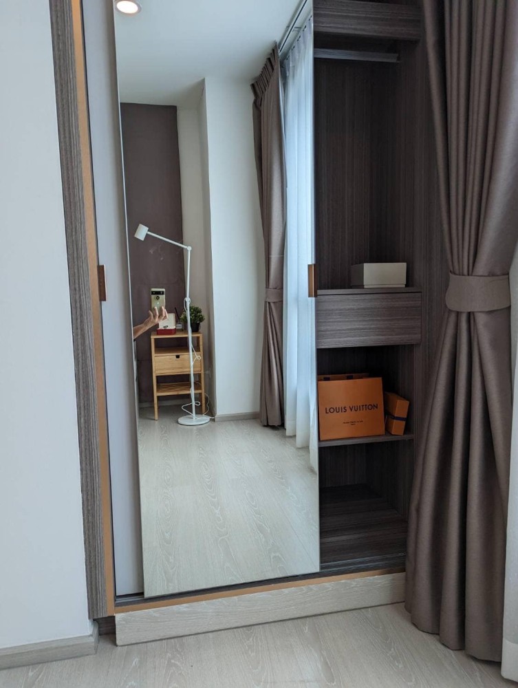 For rent, Knightsbridge Phaholyothin-Interchange, corner room, private, garden view, good atmosphere, hurry to book