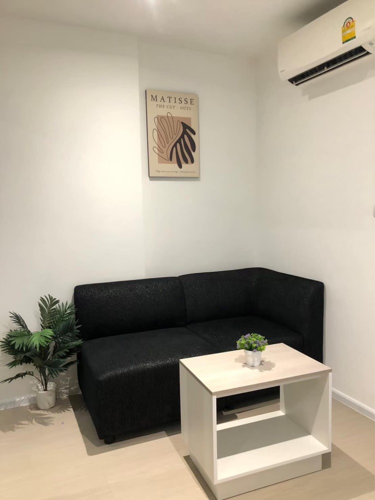 For rent, Icondo Seri Thai, Green Space, ready to move in Decorate the room nicely. Complete set of furniture. Hurry up to reserve.