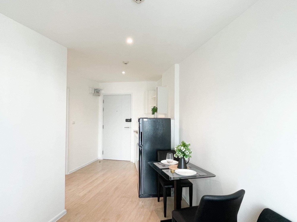 For rent, Icon Condo Seri Thai, Green Space, beautiful room on the cover, completely new room, complete electrical appliances, hurry to book