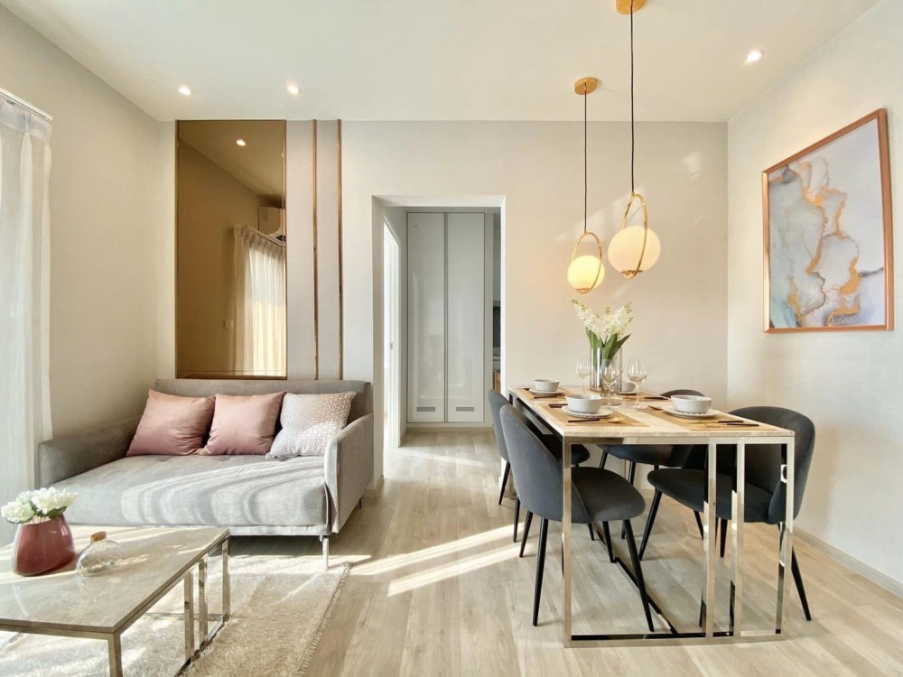 Condo for rent, The privacy Rama 9, room size 35 sq m, 21st floor, high floor, beautiful view, fully furnished, book now, hurry up.
